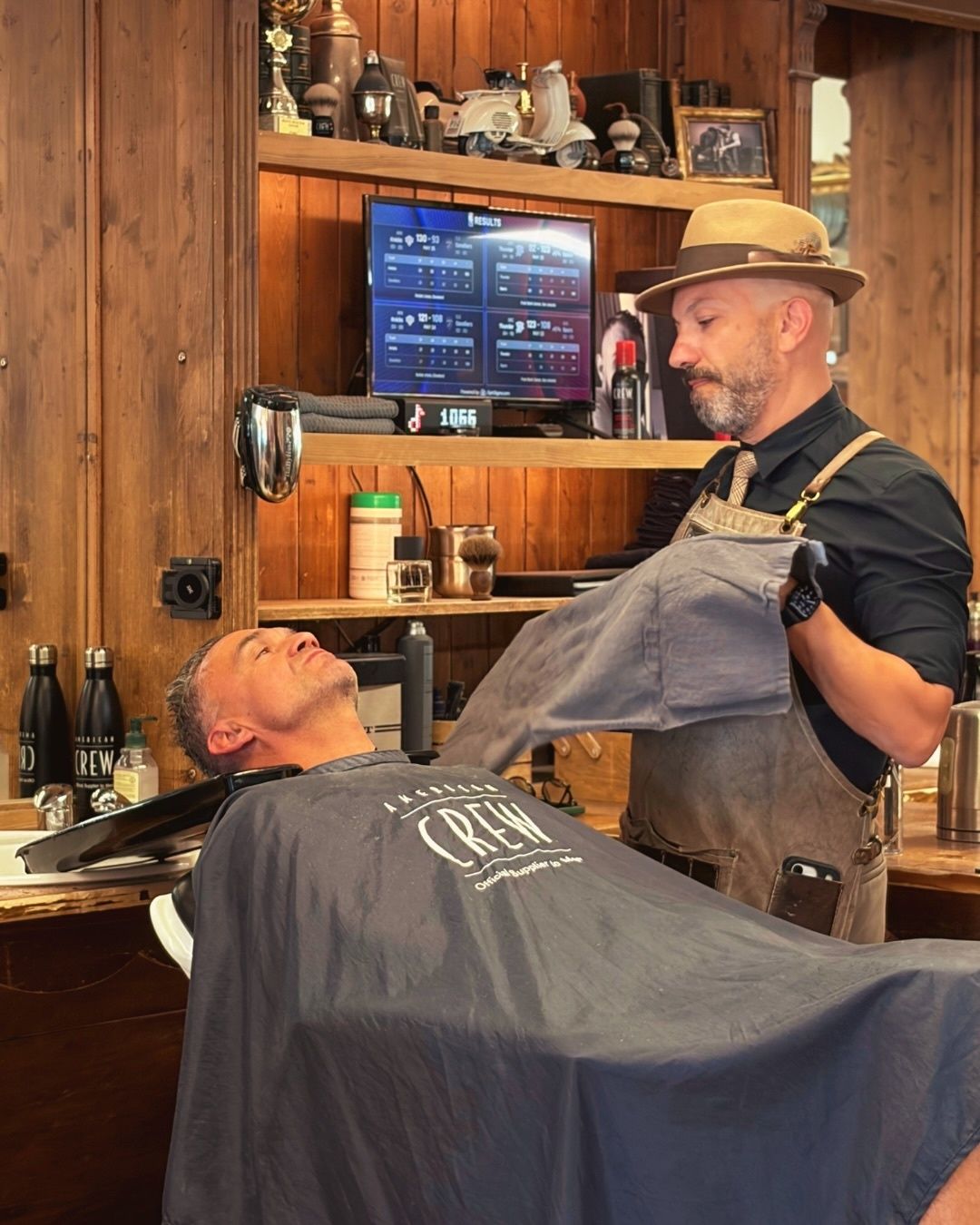 Il y a des salons où l’on vient simplement se faire coupe...